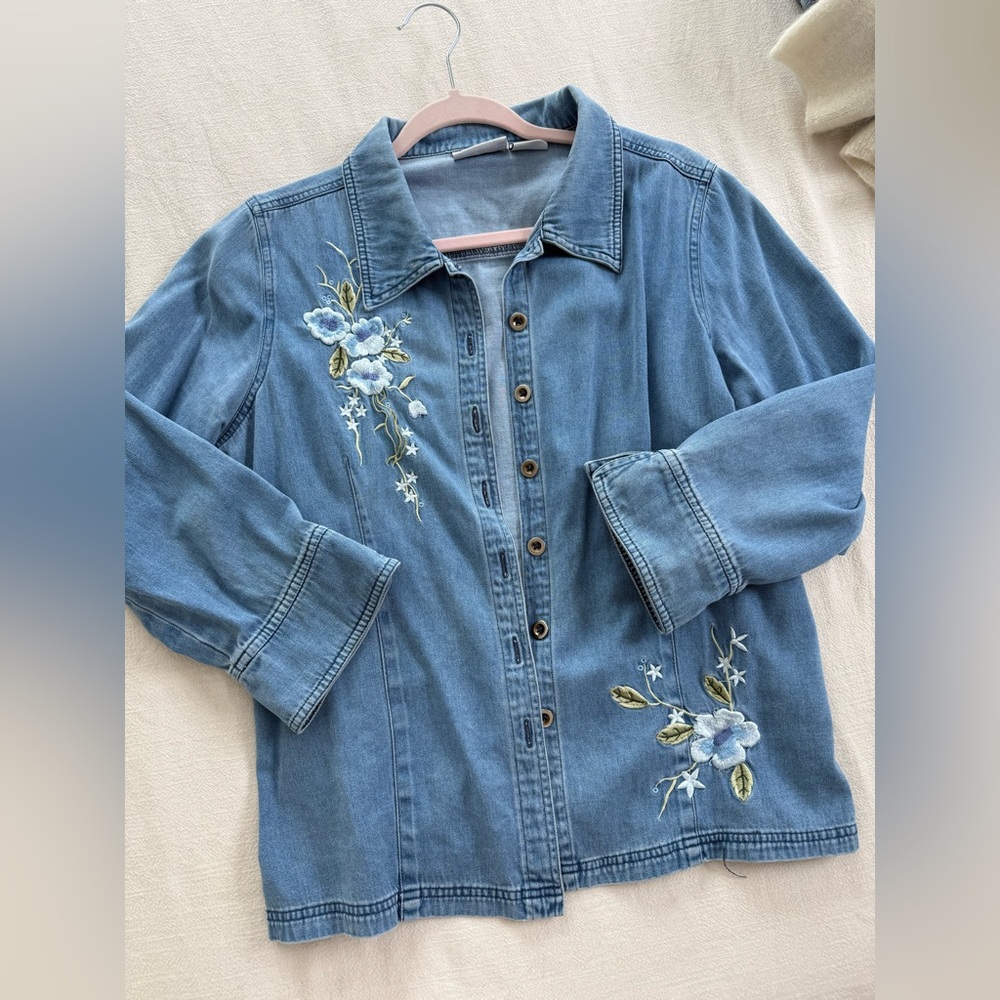 Denim 3/4 Sleeve Embroidered Top